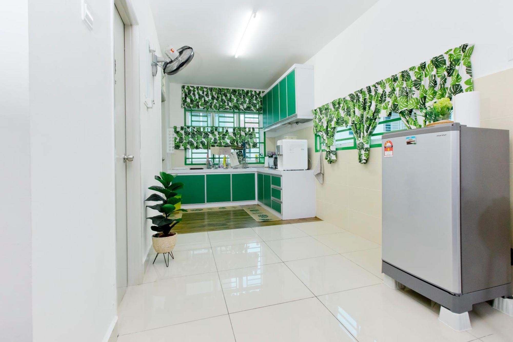 Desaru 16Pax Family With Private Mini Pool & Jacuzzi Villa Kota Tinggi Kültér fotó